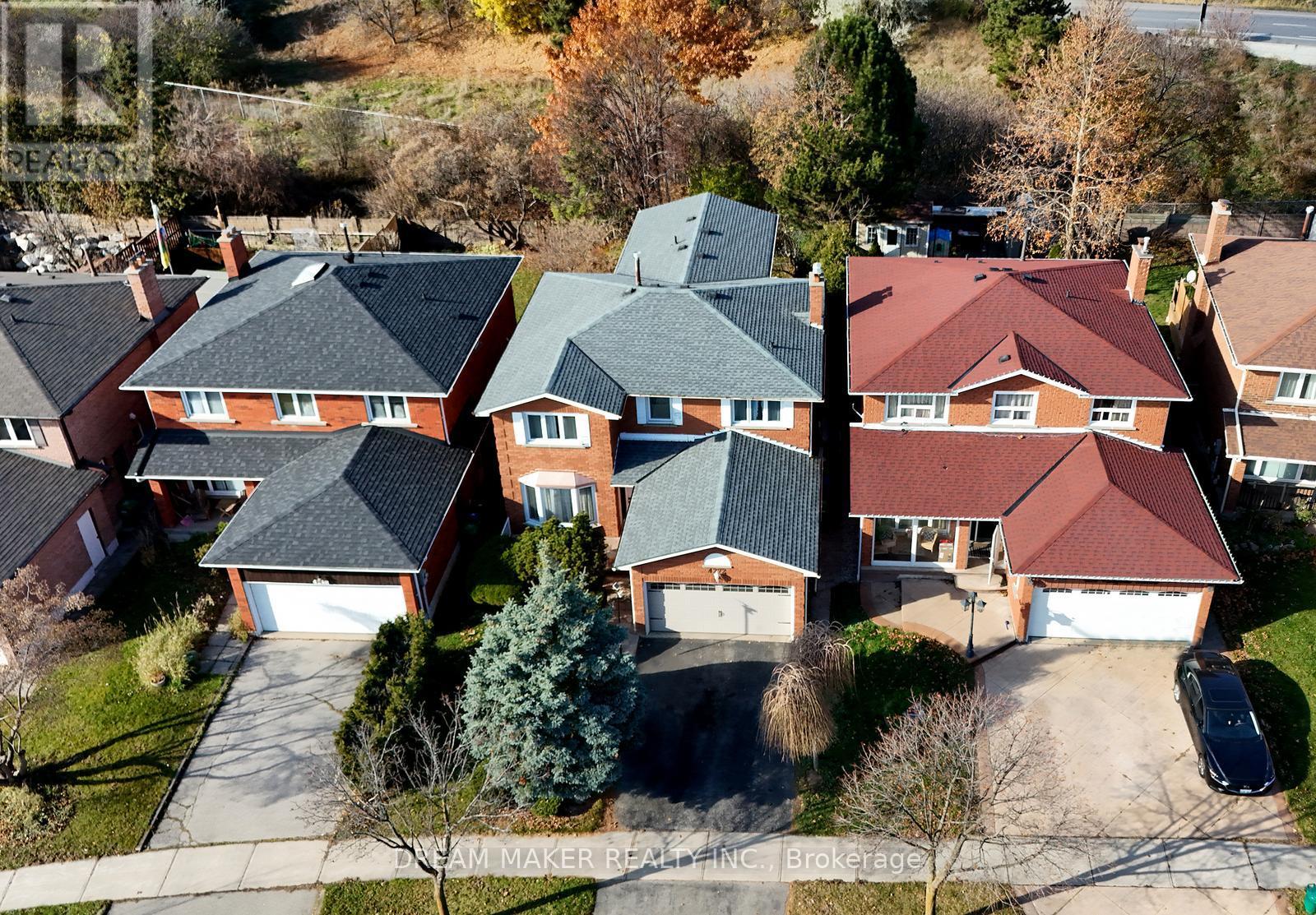 4272 WAKEFIELD CRESCENT - 3