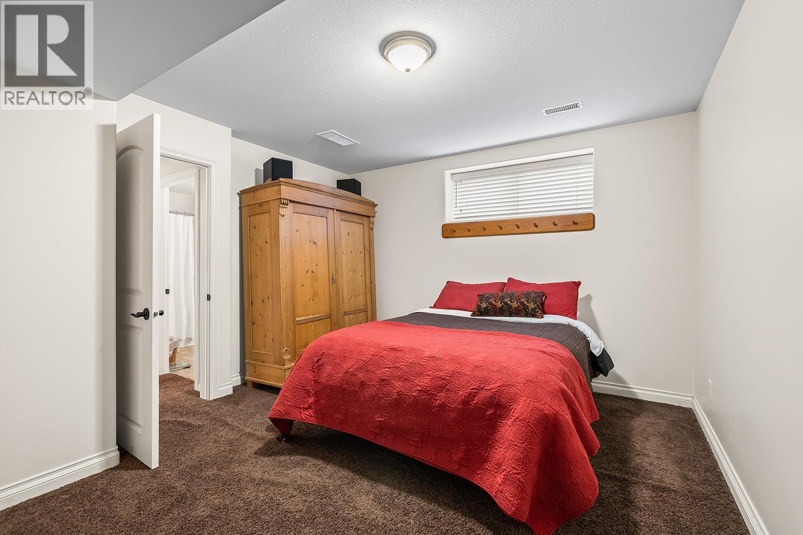  3103 Thacker Drive, West Kelowna