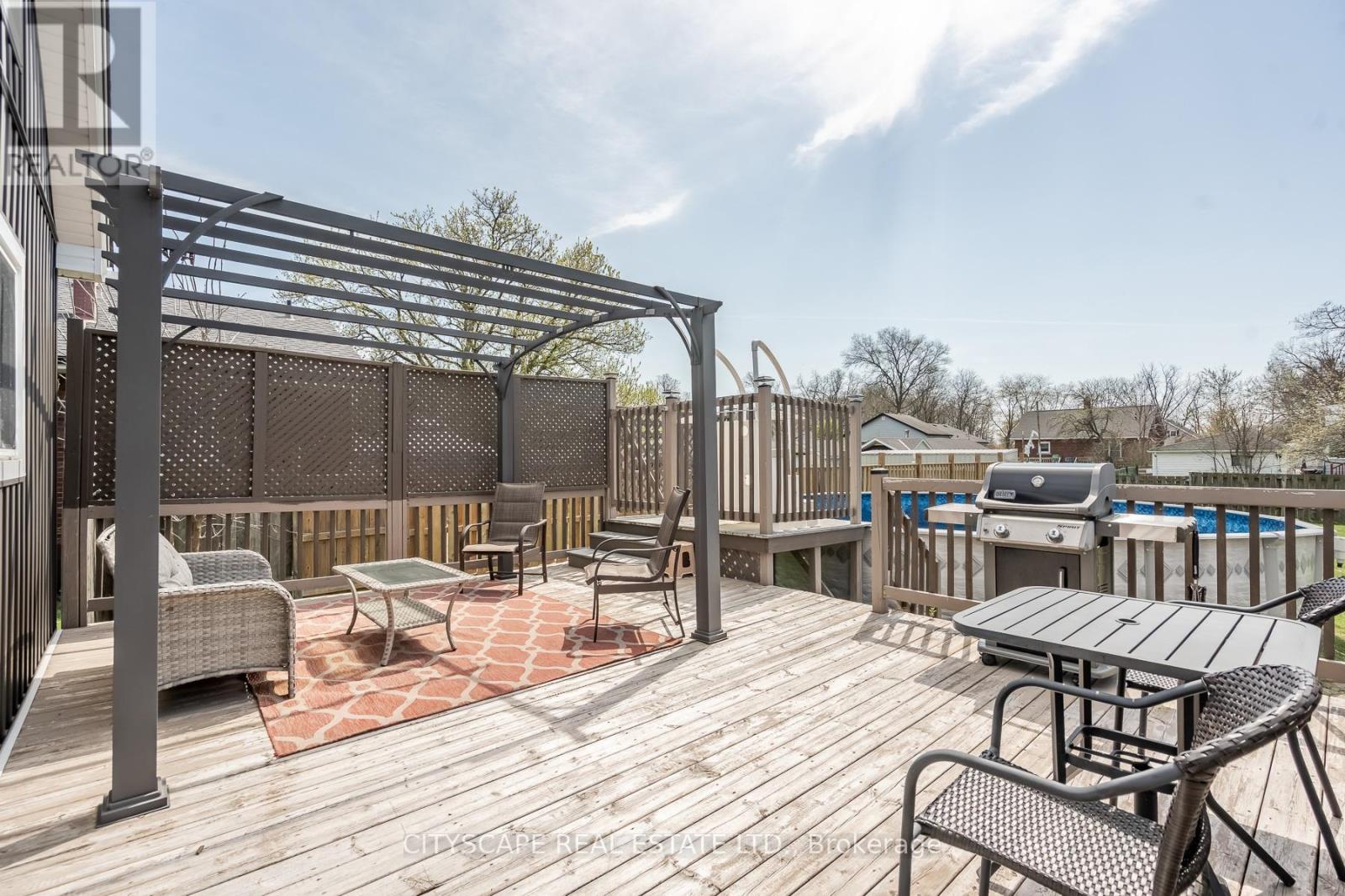 7992 PETER STREET — photo 29