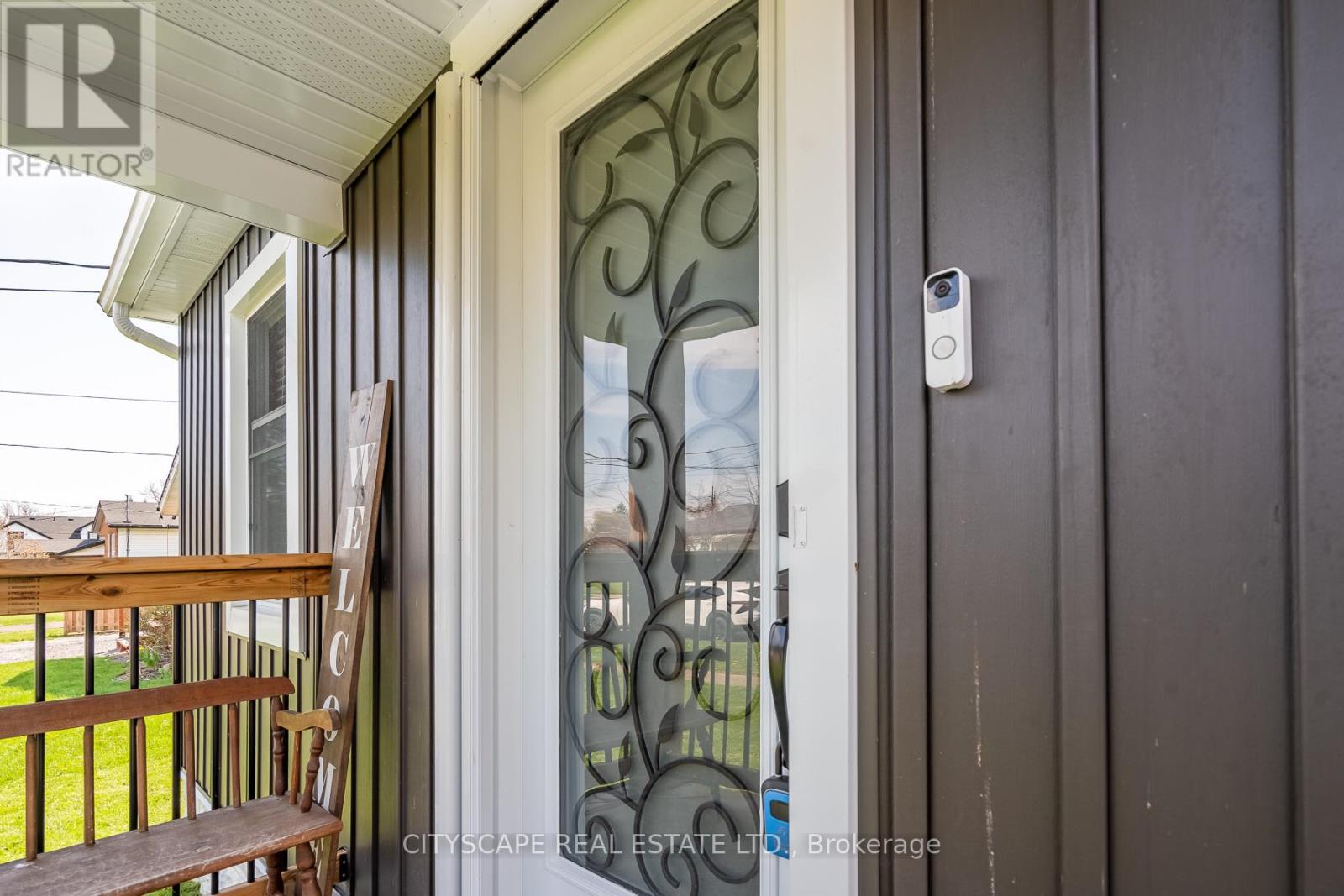 7992 PETER STREET — photo 3
