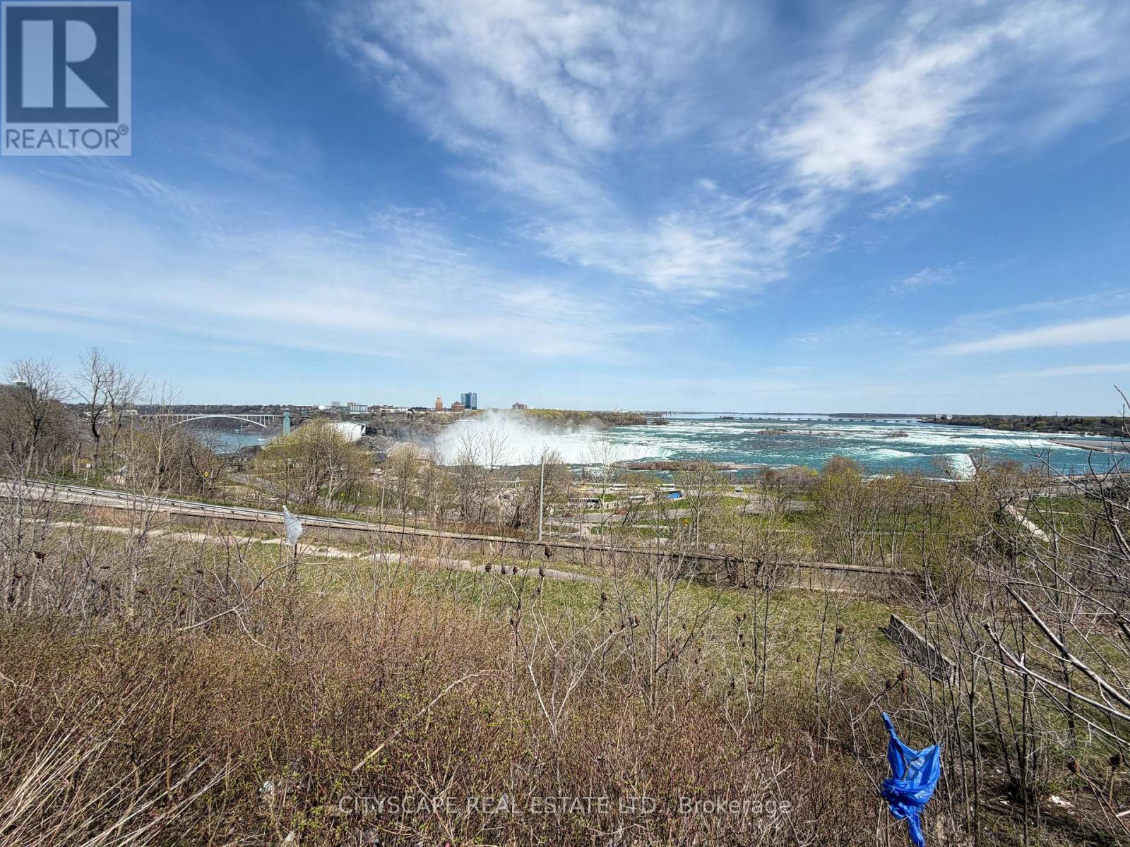 7992 PETER STREET — photo 44