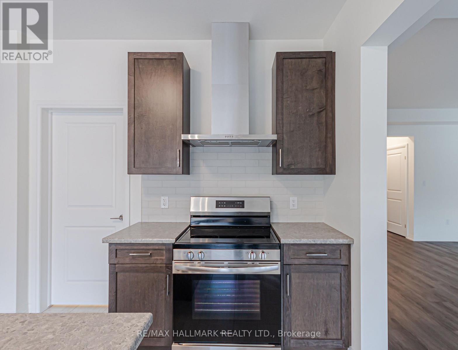 58 MARIE STREET — photo 14