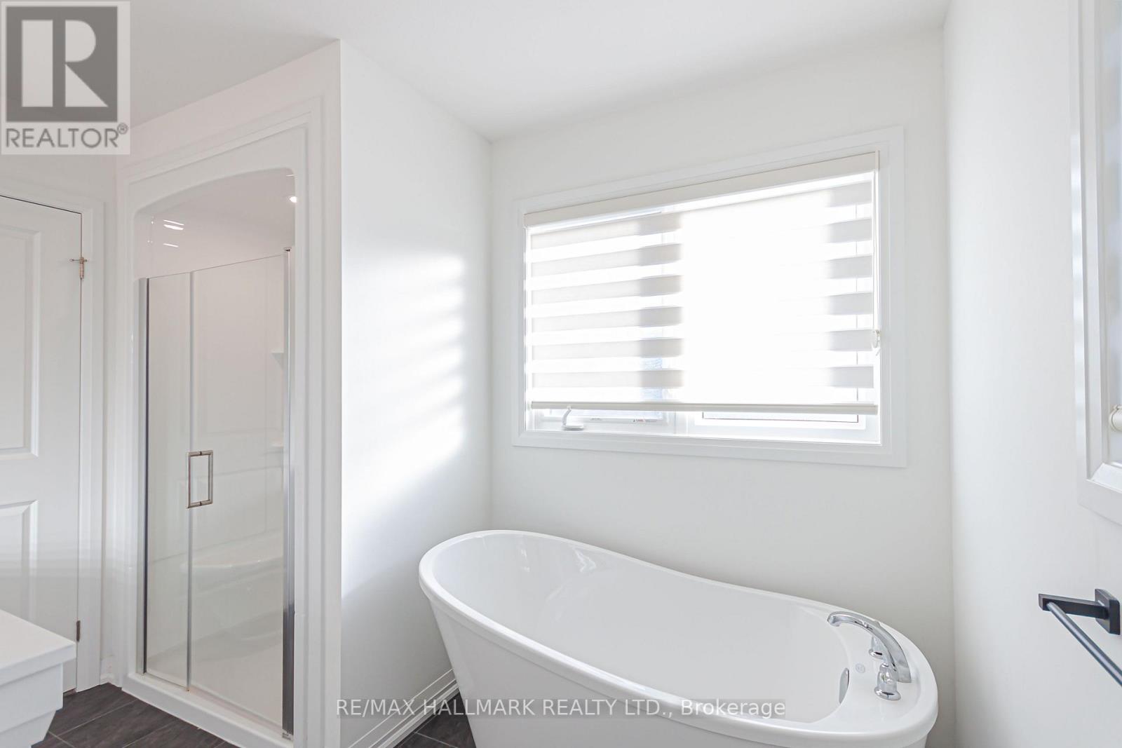 58 MARIE STREET — photo 37