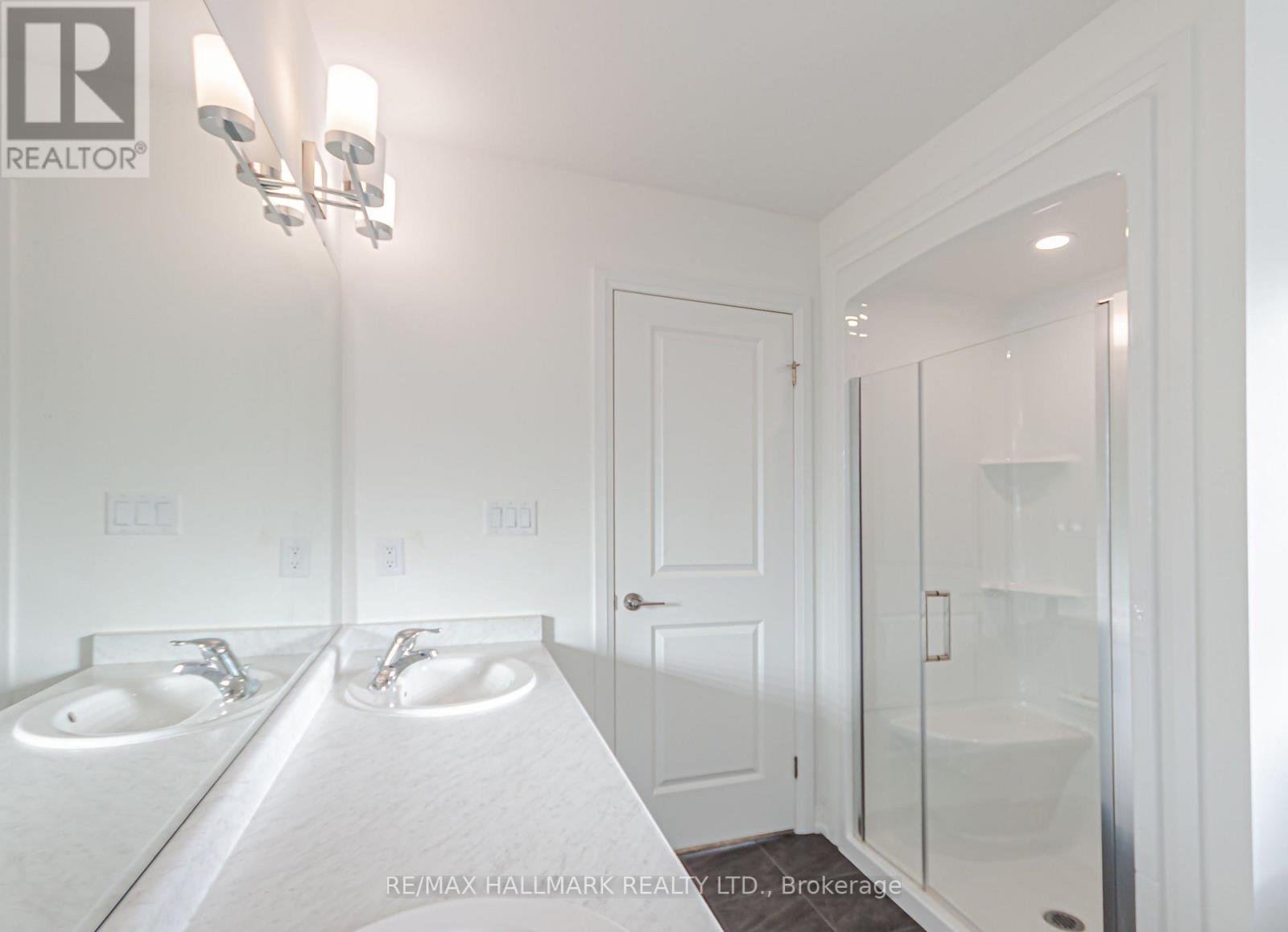 58 MARIE STREET — photo 38