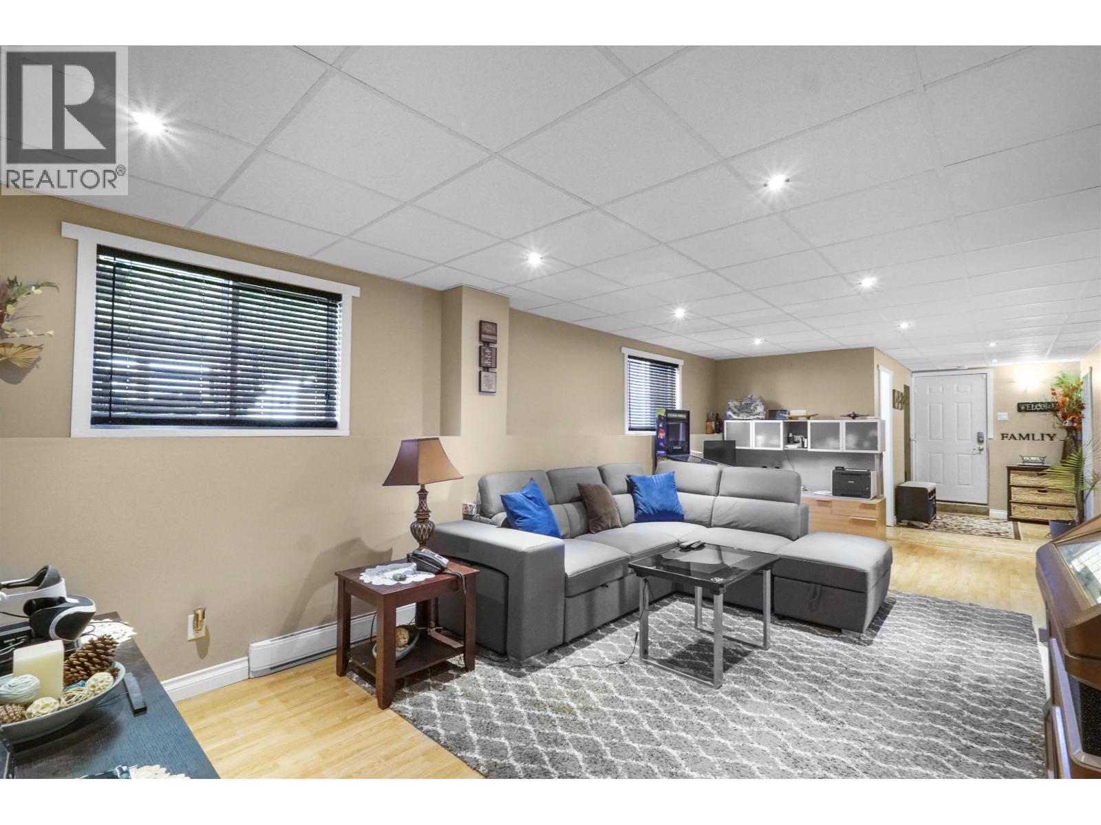 76 CARLSON STREET - 34