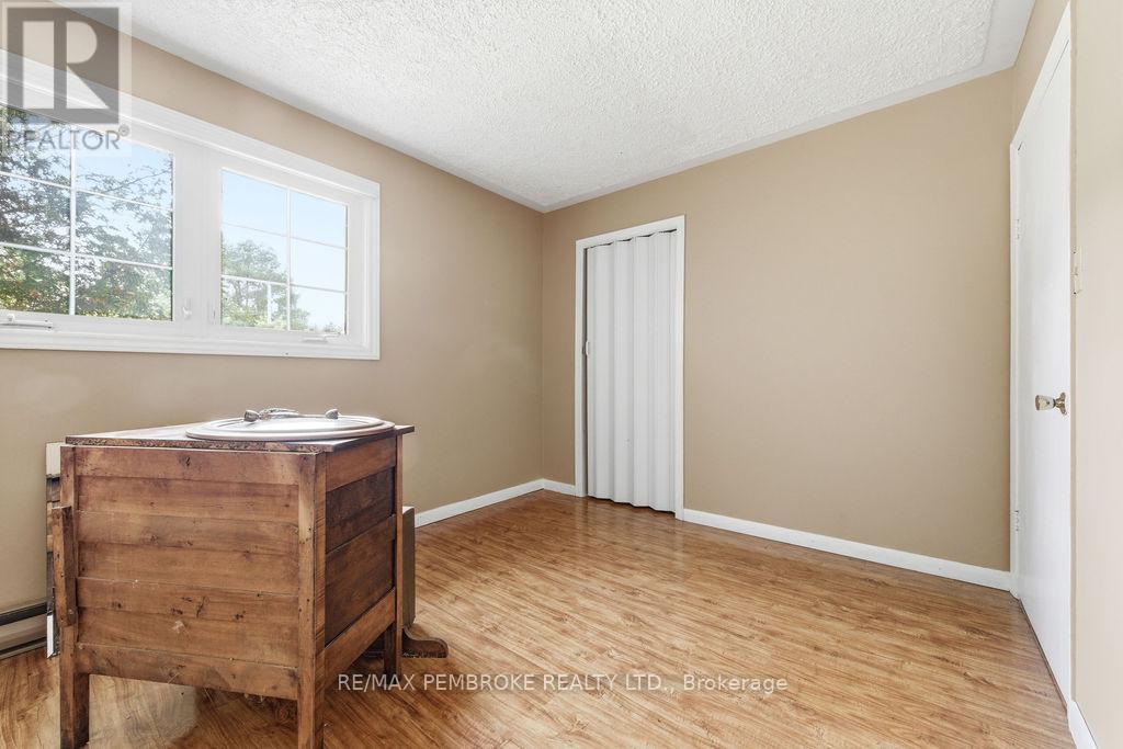 1738 B LINE ROAD SW - 4