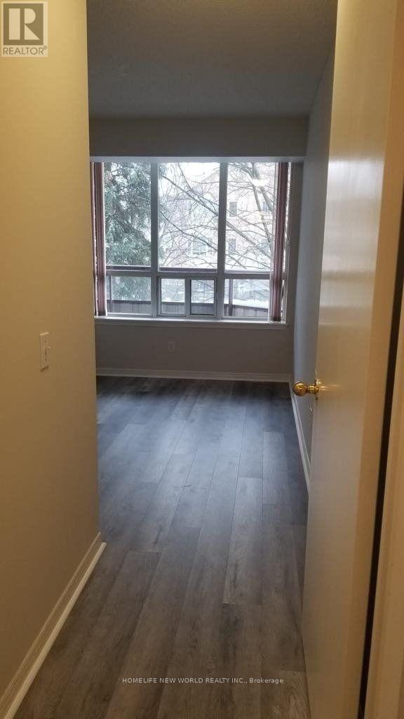 #205 81 TOWNSGATE DRIVE - 15