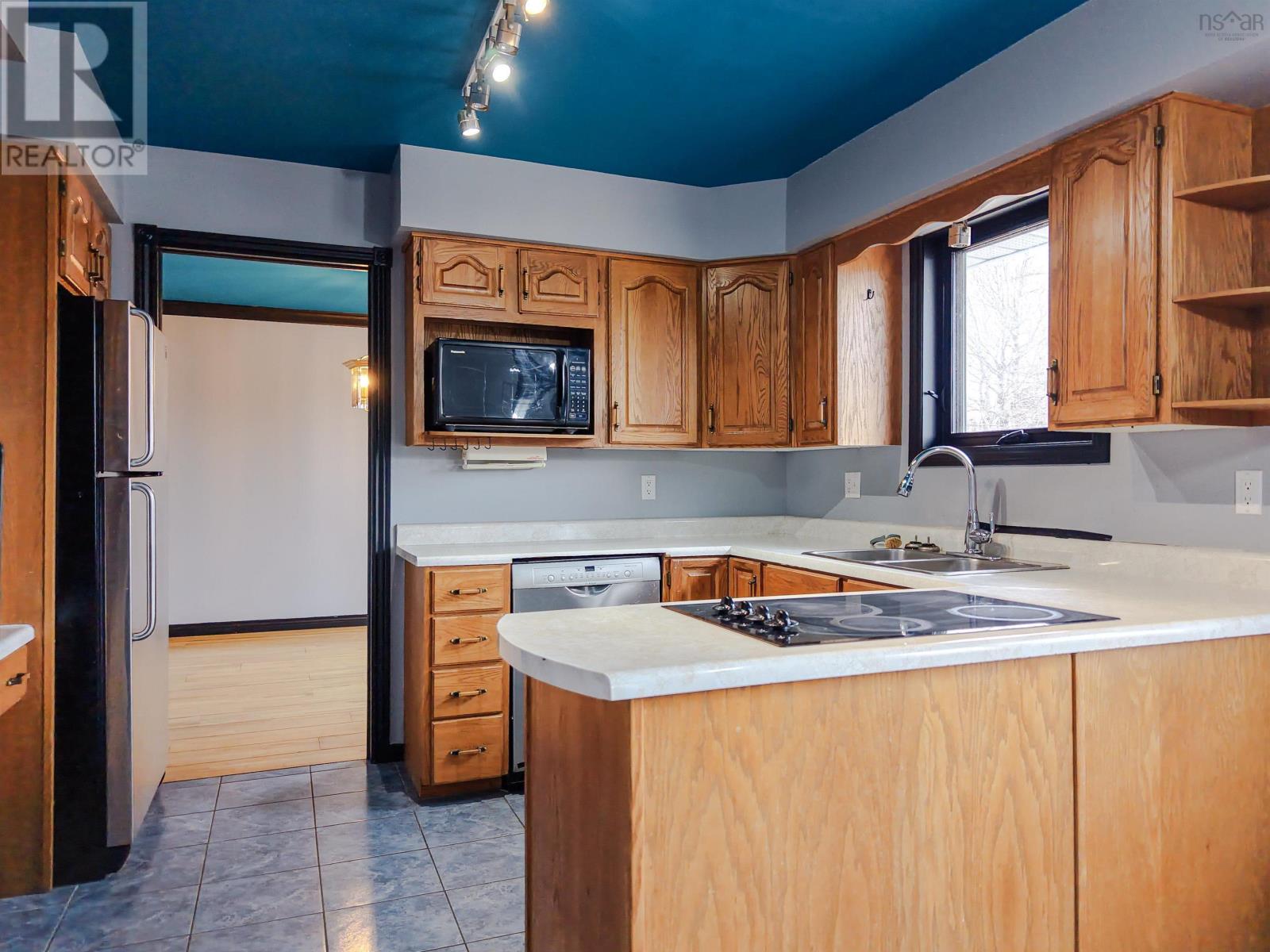 57 Bardmoor Crescent - photo 5