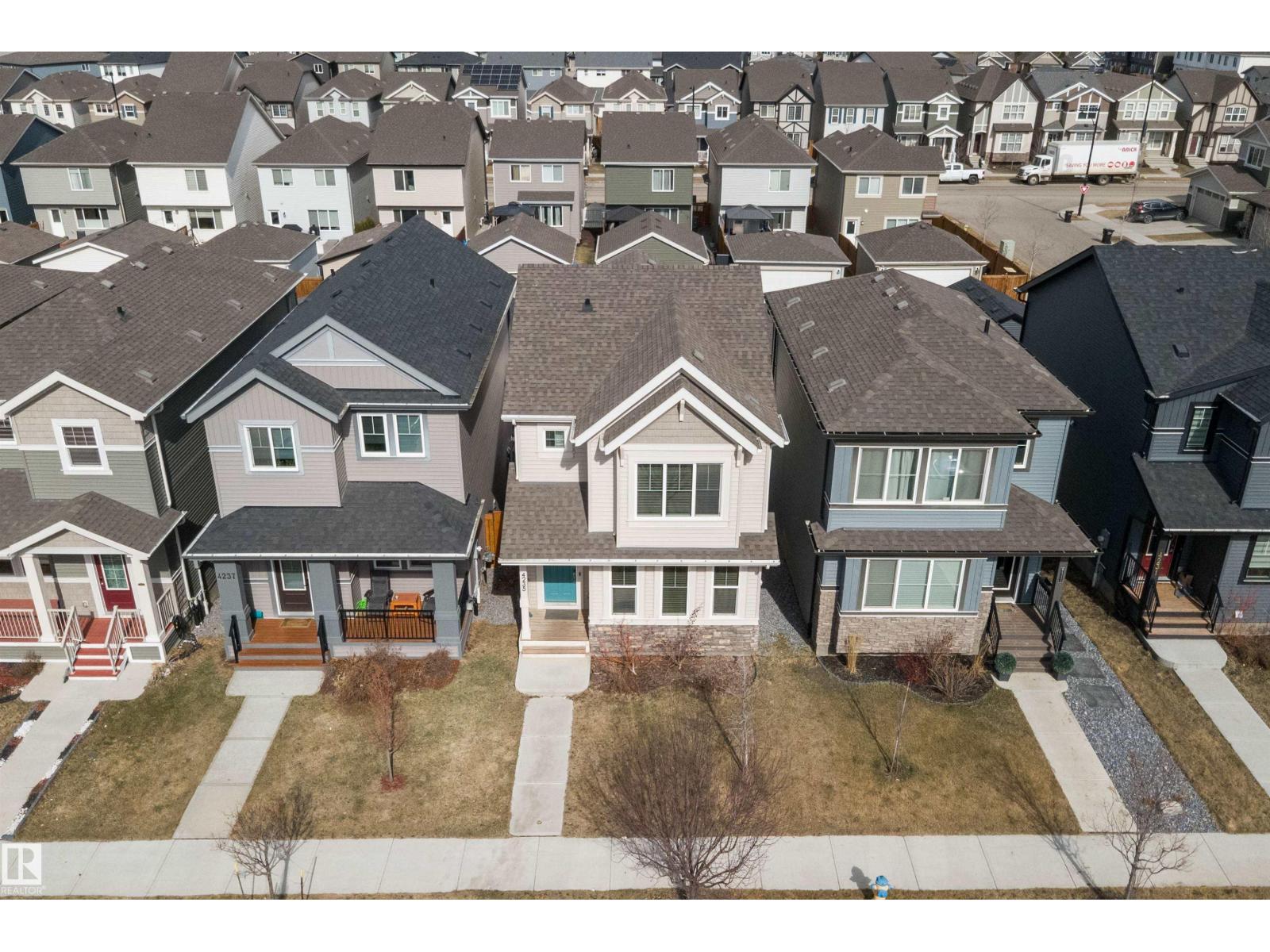 4235 Chichak CL SW, Edmonton