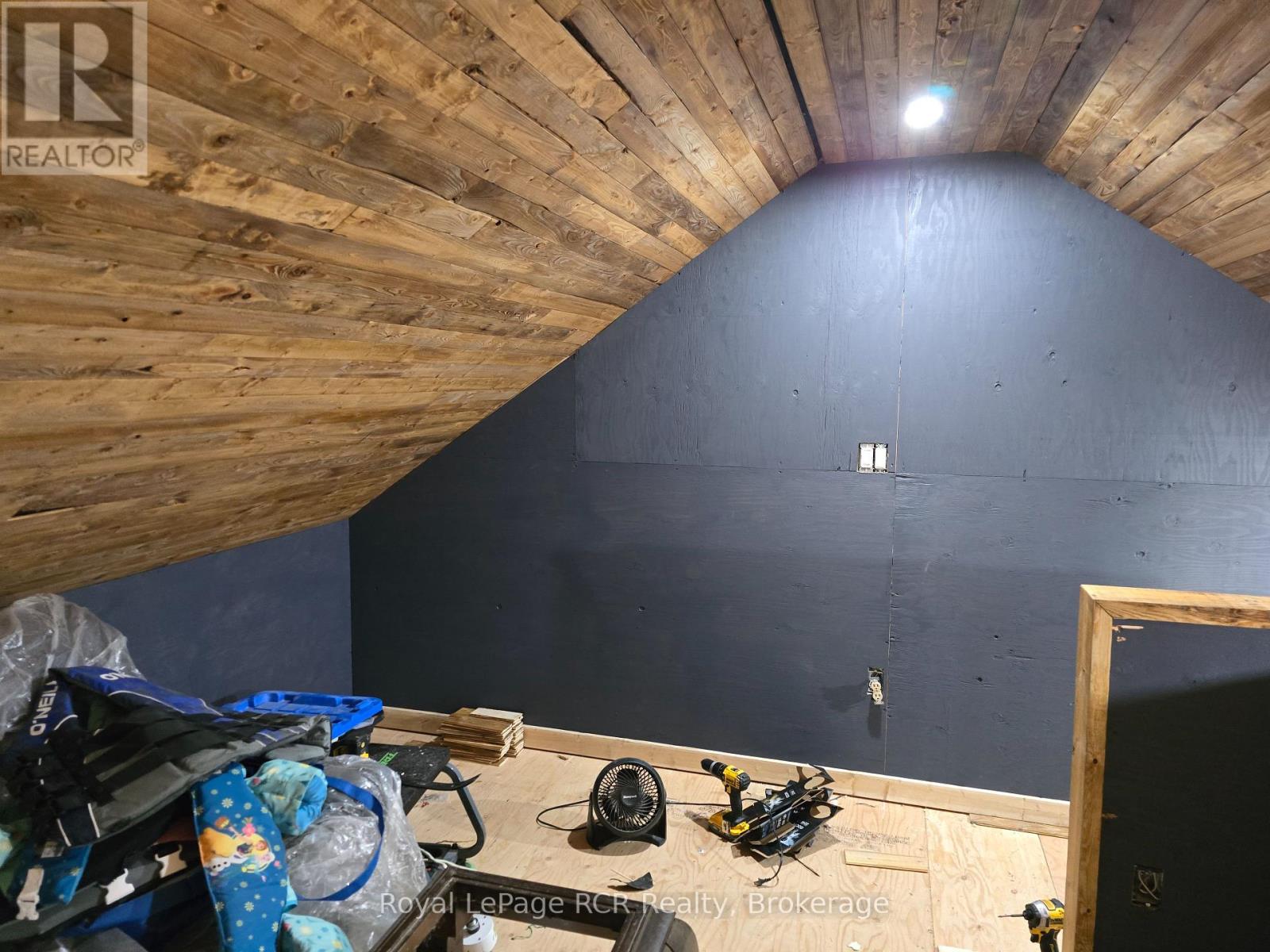 Loft in shop
