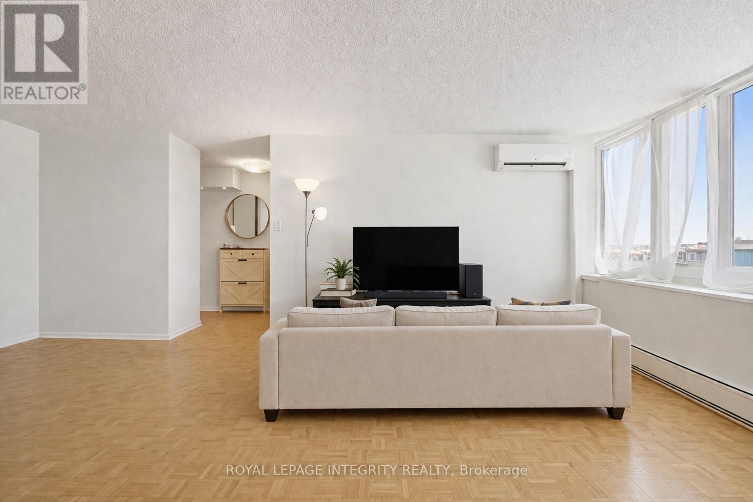 #803 2625 REGINA STREET - 10