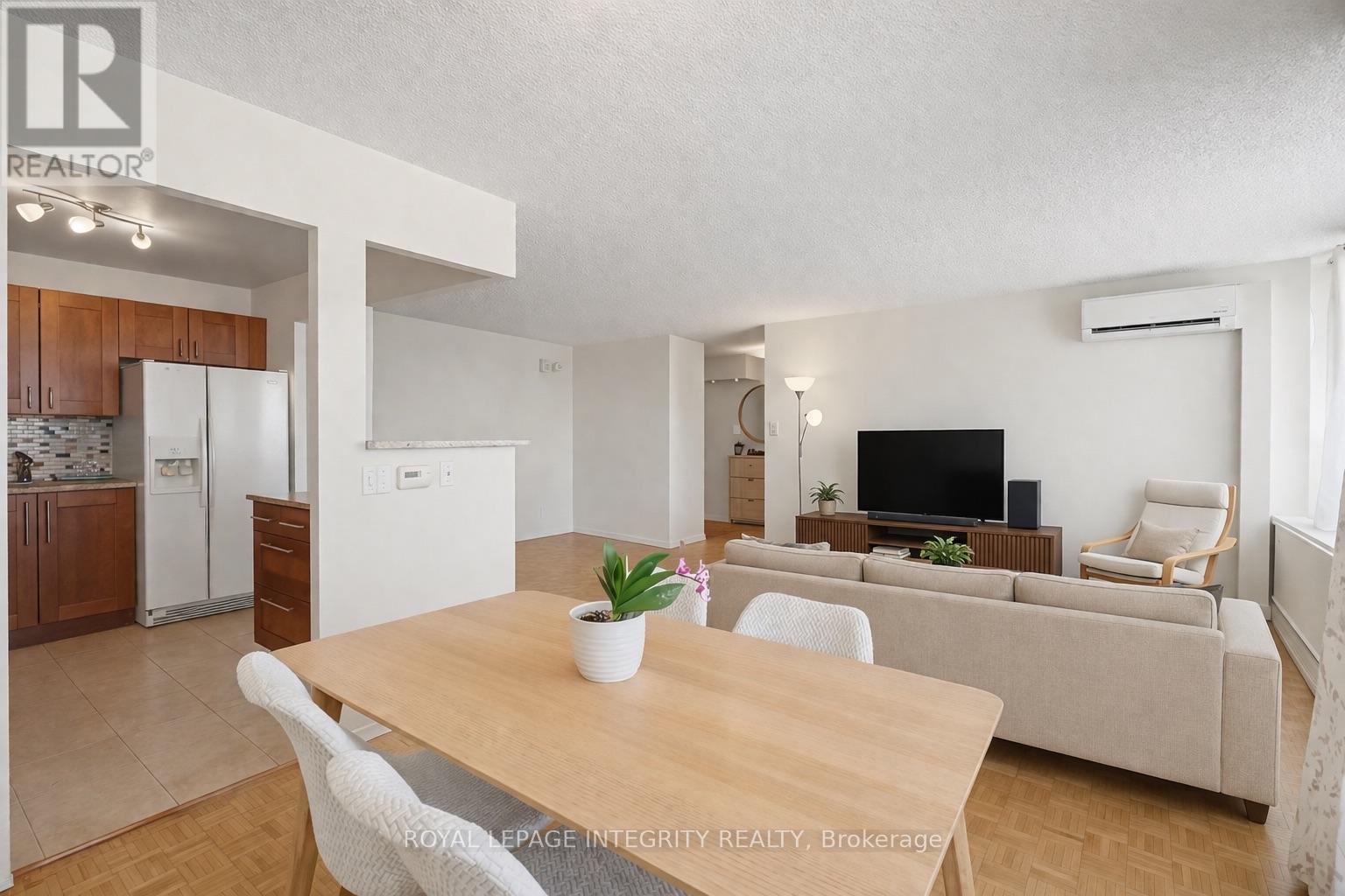 #803 2625 REGINA STREET - 13