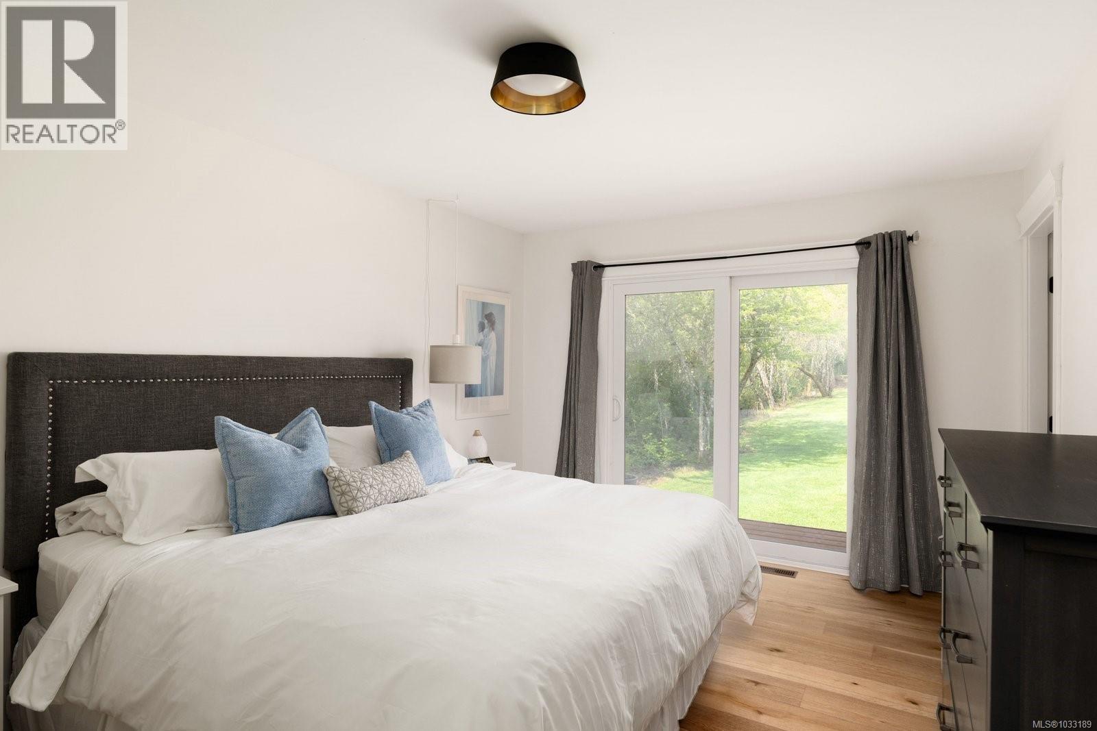 826 Birch Rd, North Saanich