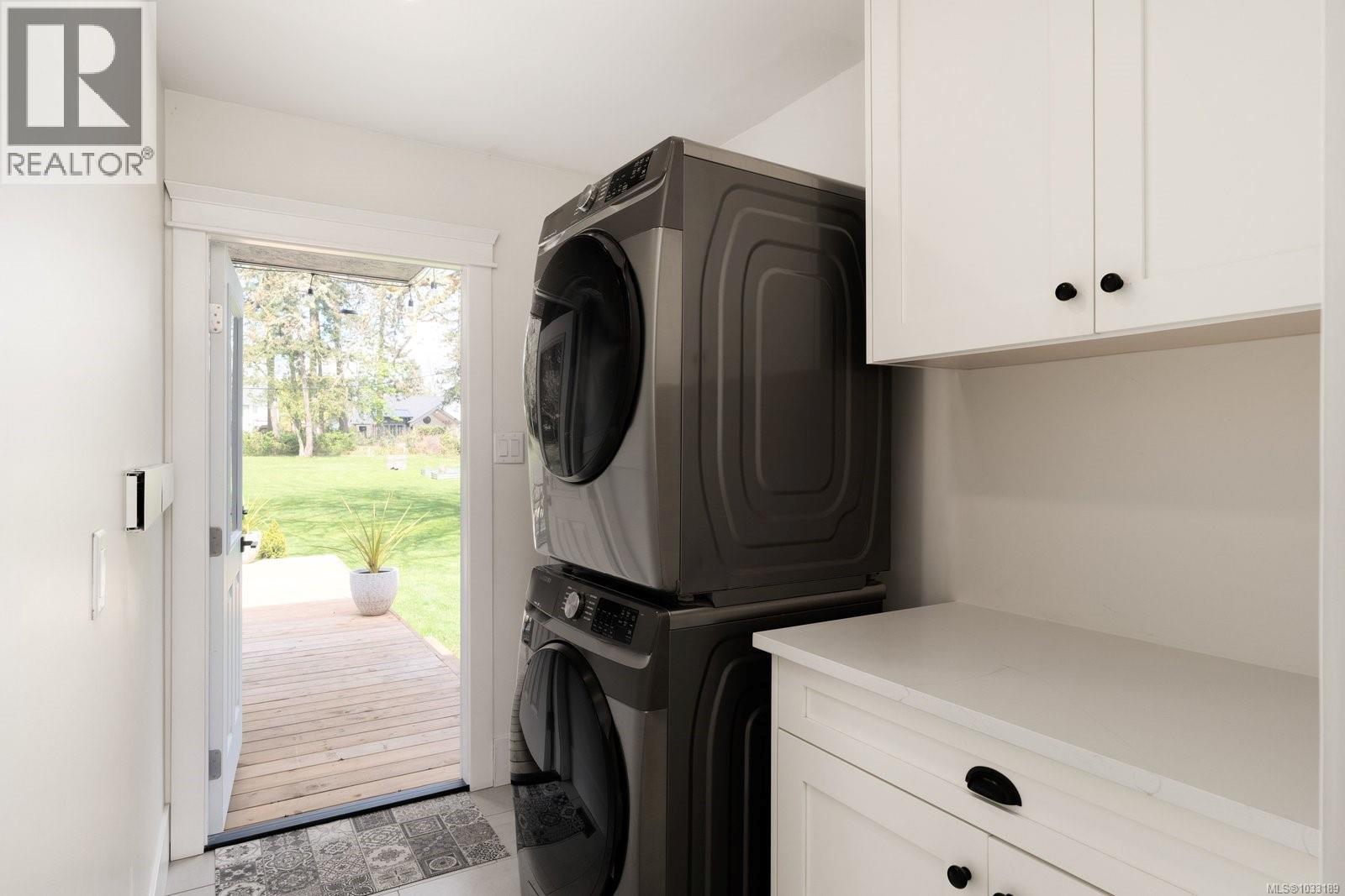 826 Birch Rd, North Saanich