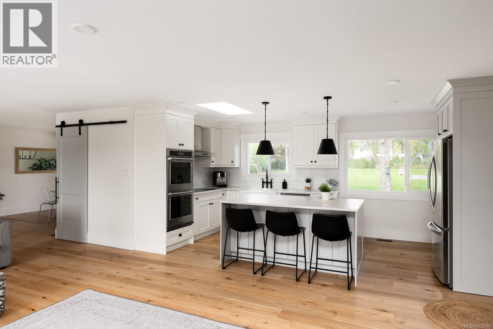 826 Birch Rd, North Saanich