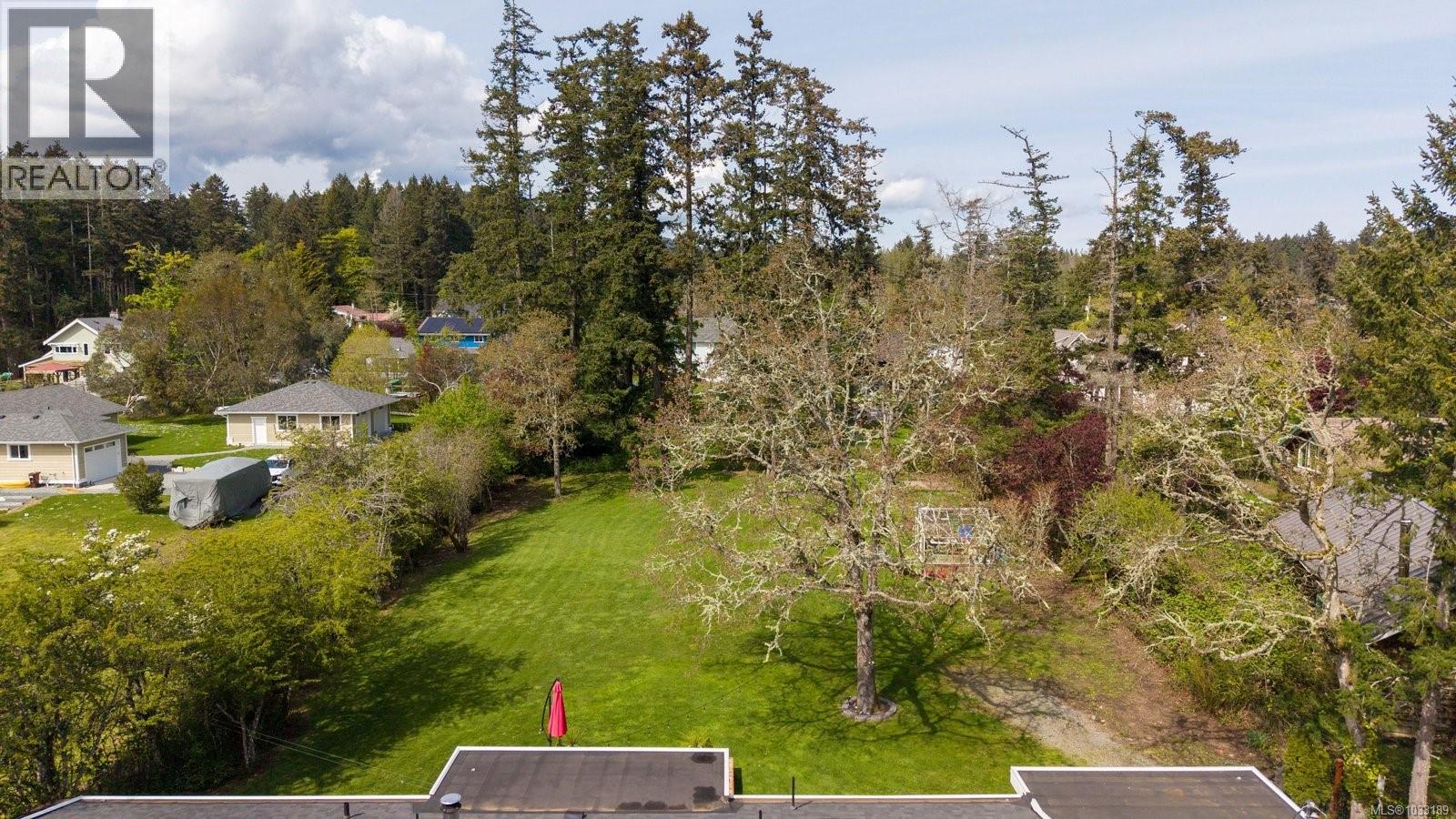 826 Birch Rd, North Saanich