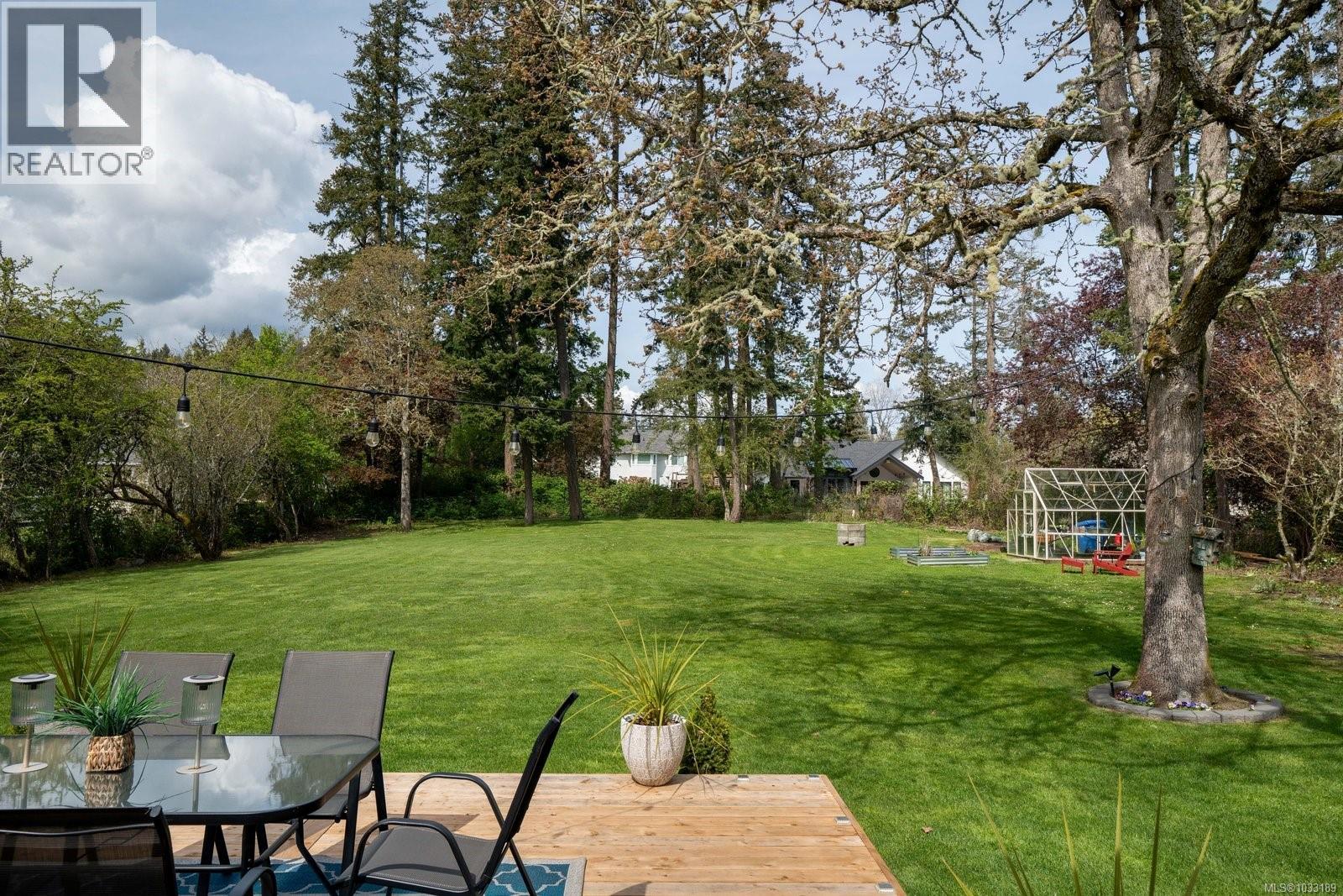 826 Birch Rd, North Saanich