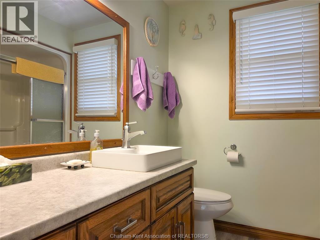 93 GREGORY DRIVE - 25