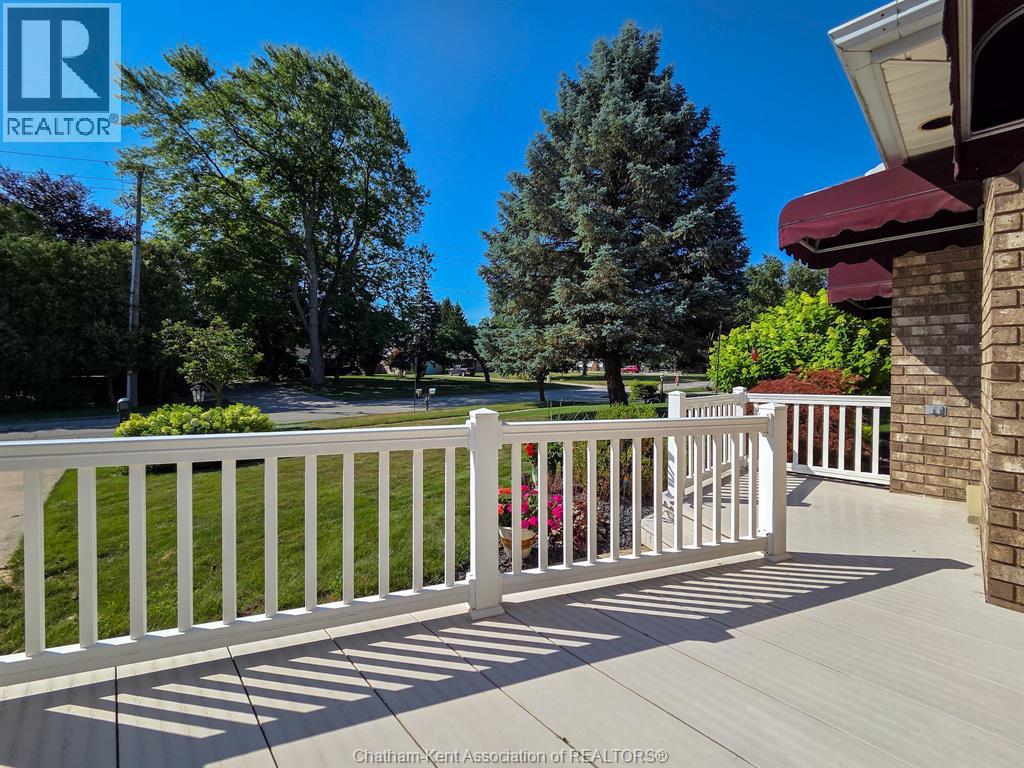 93 GREGORY DRIVE - 37