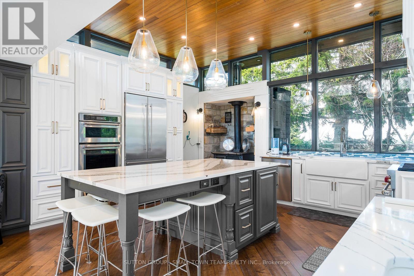 114 LAKESHORE ROAD W - photo 5