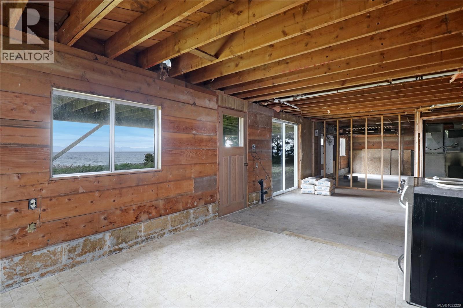 7884 Lenwood Rd, Merville