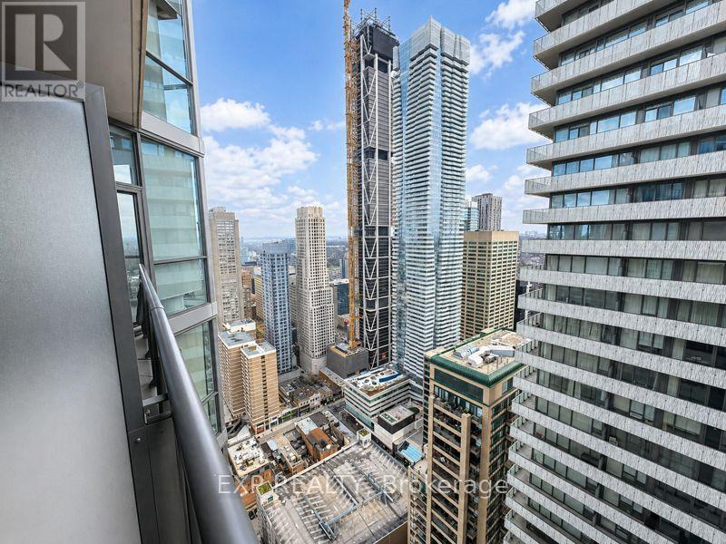 Listing photo of 5109 - 45 CHARLES STREET E