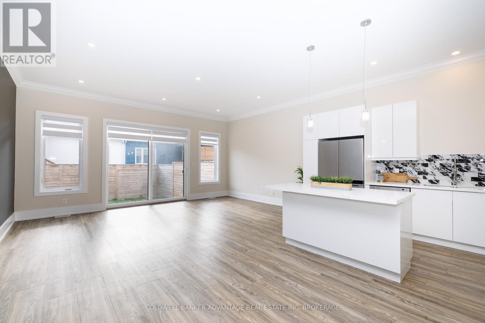 1044 HANSLER ROAD - Image 11