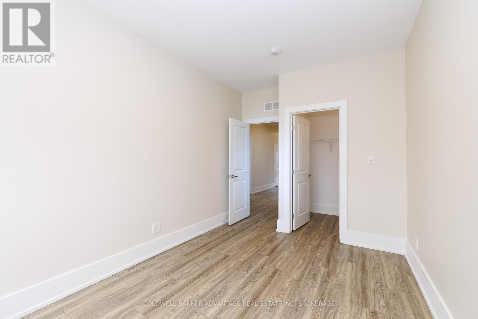 1044 HANSLER ROAD - Image 35