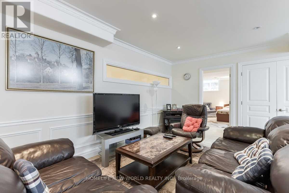 5 OAKCREST AVENUE — photo 30