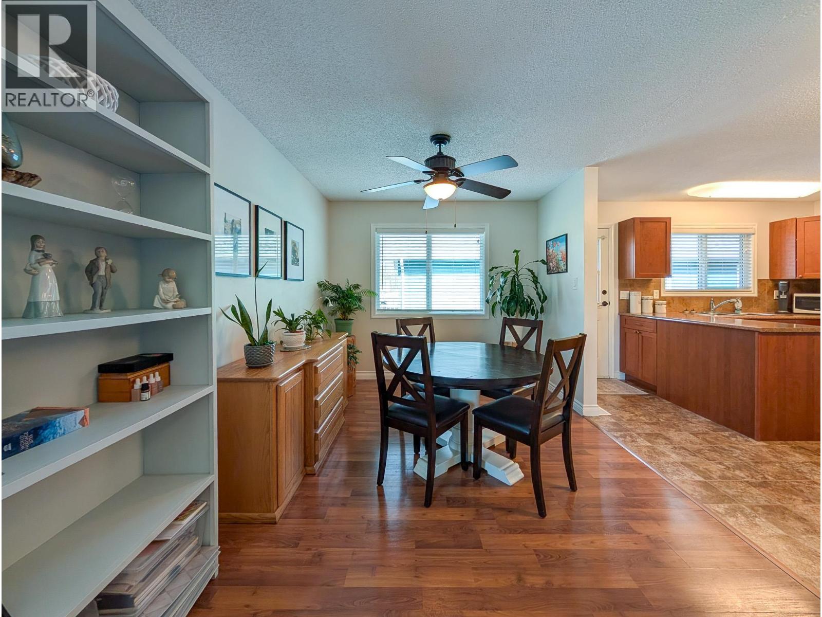 Photo 12 of 28 — 2959 SYCAMORE CRESCENT · Prince George, BC