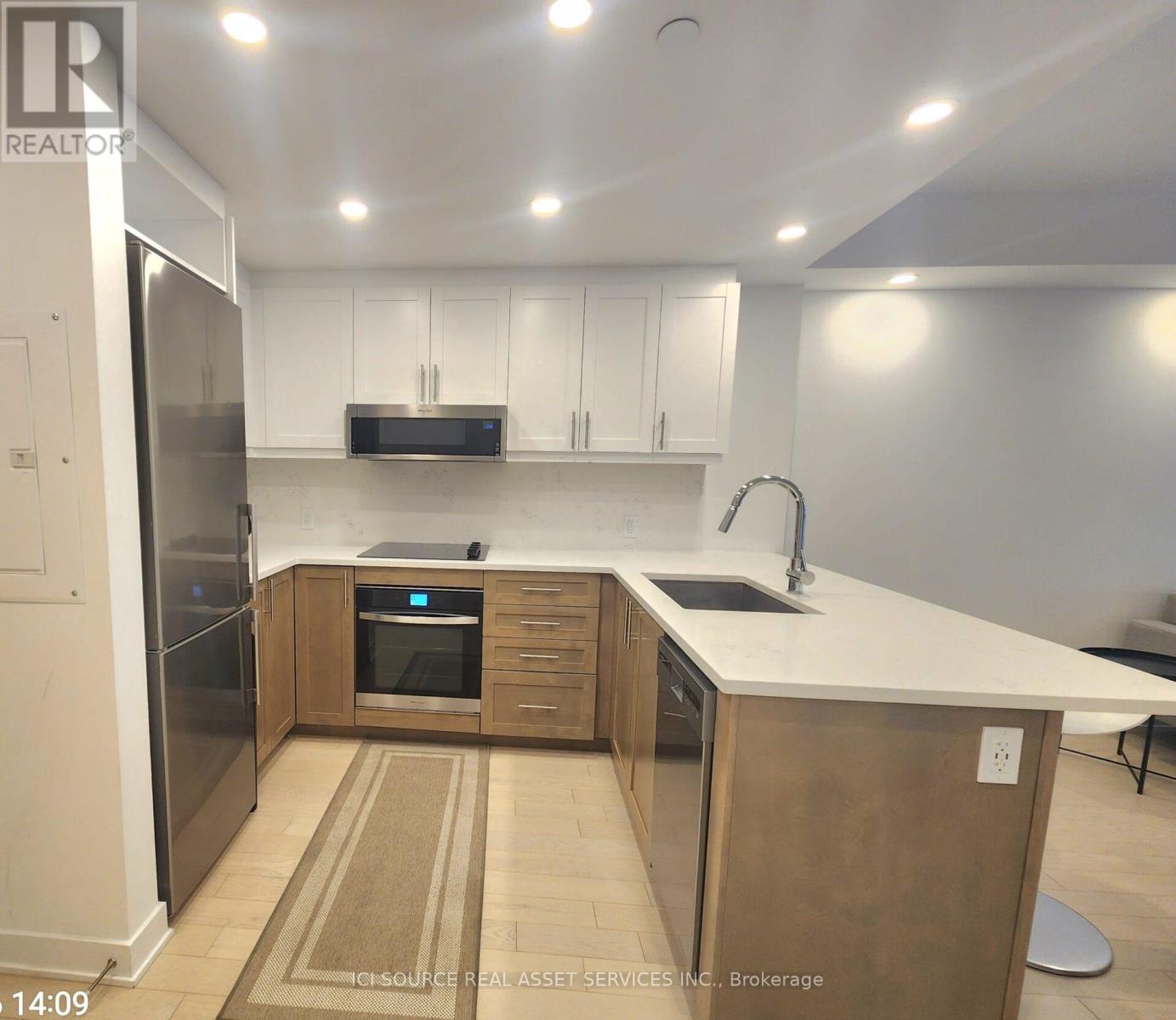 #1009 340 QUEEN STREET - 10