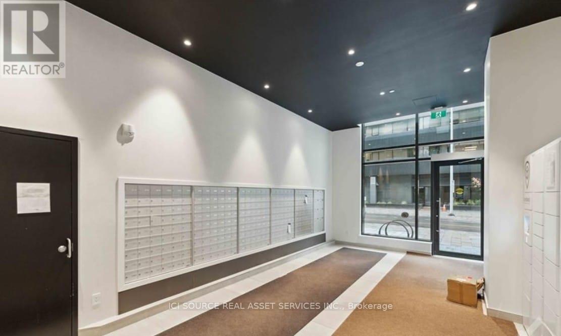 #1009 340 QUEEN STREET - 37