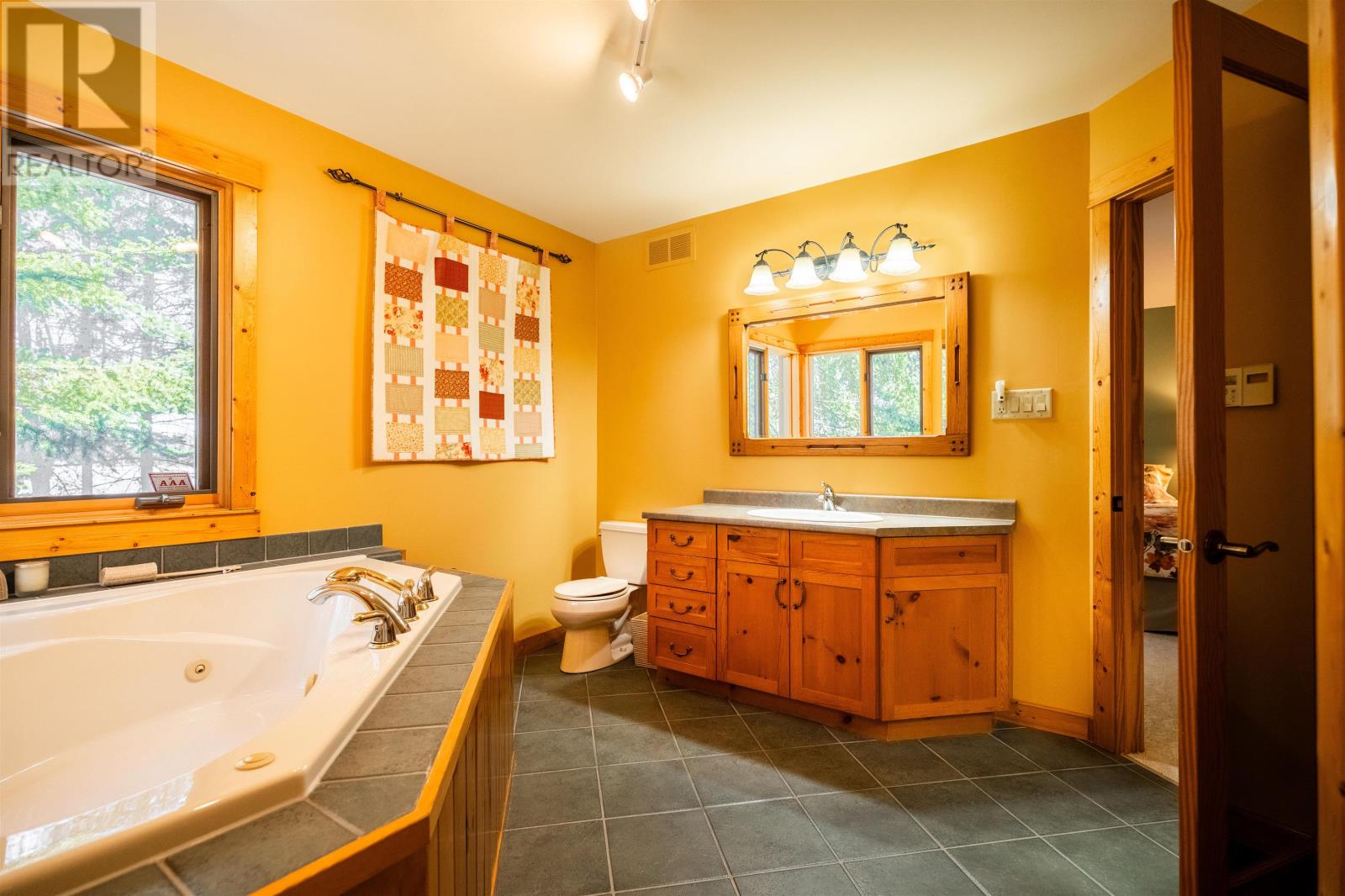 200 Penninsula Road, Lake Of The Woods, Ontario, P0X1C0 — Photo 30
