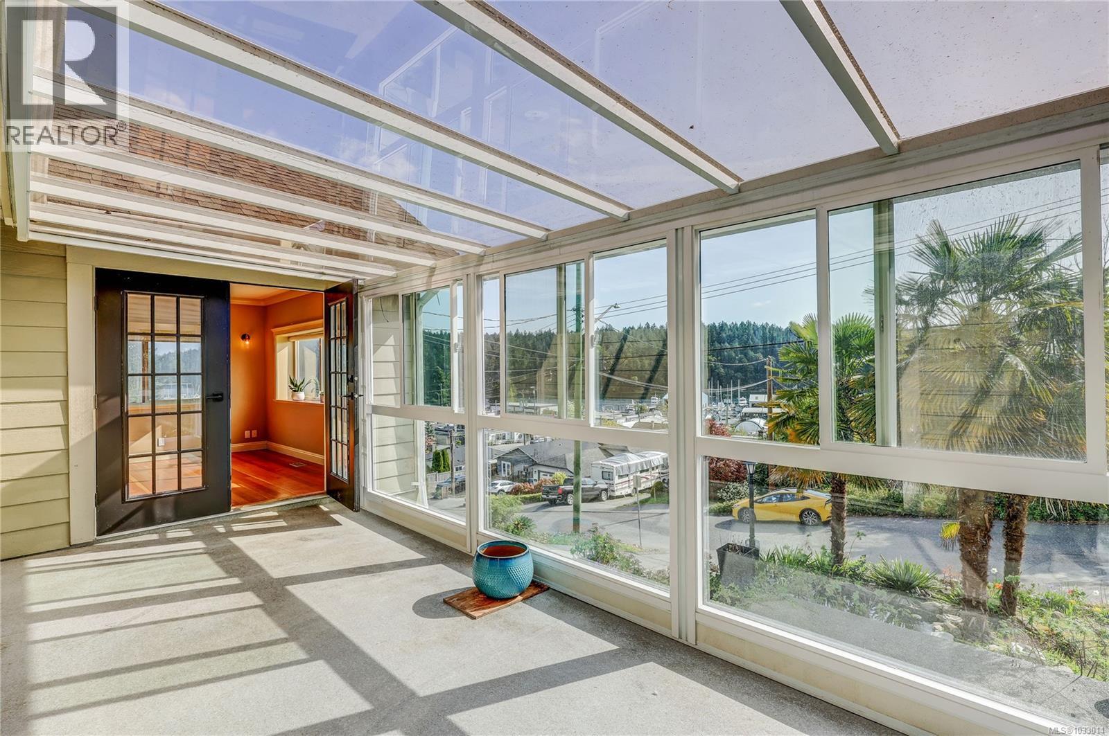 1361 Discovery Ave - 15