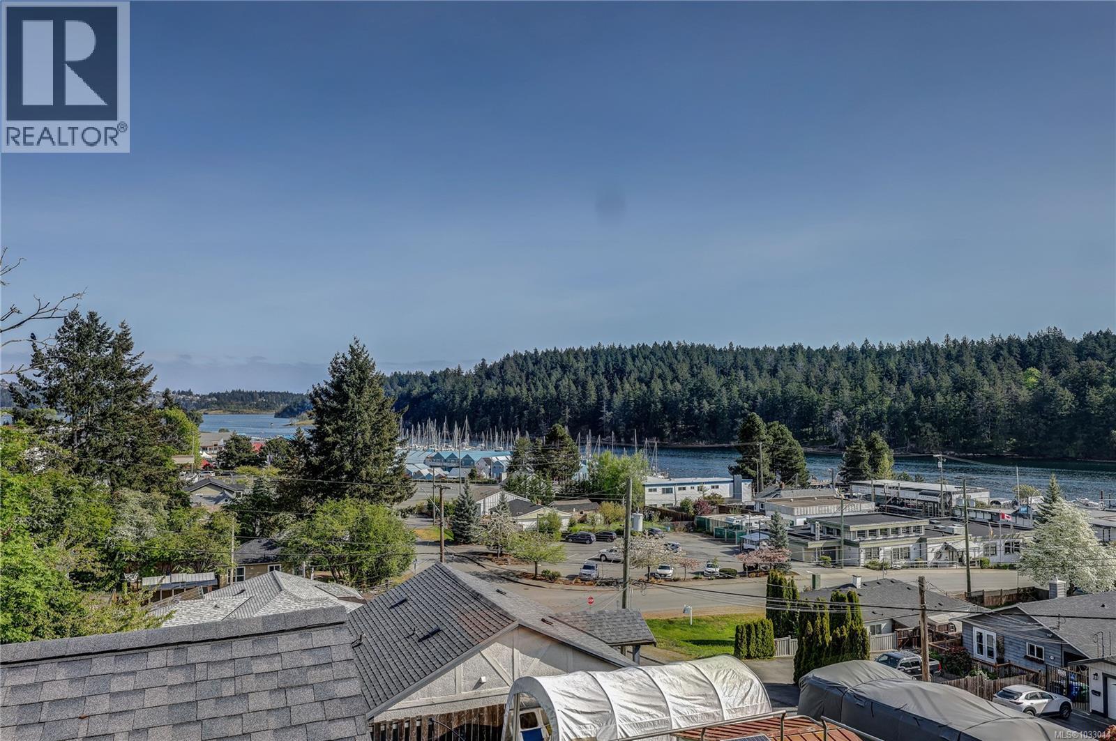 1361 Discovery Ave - 37