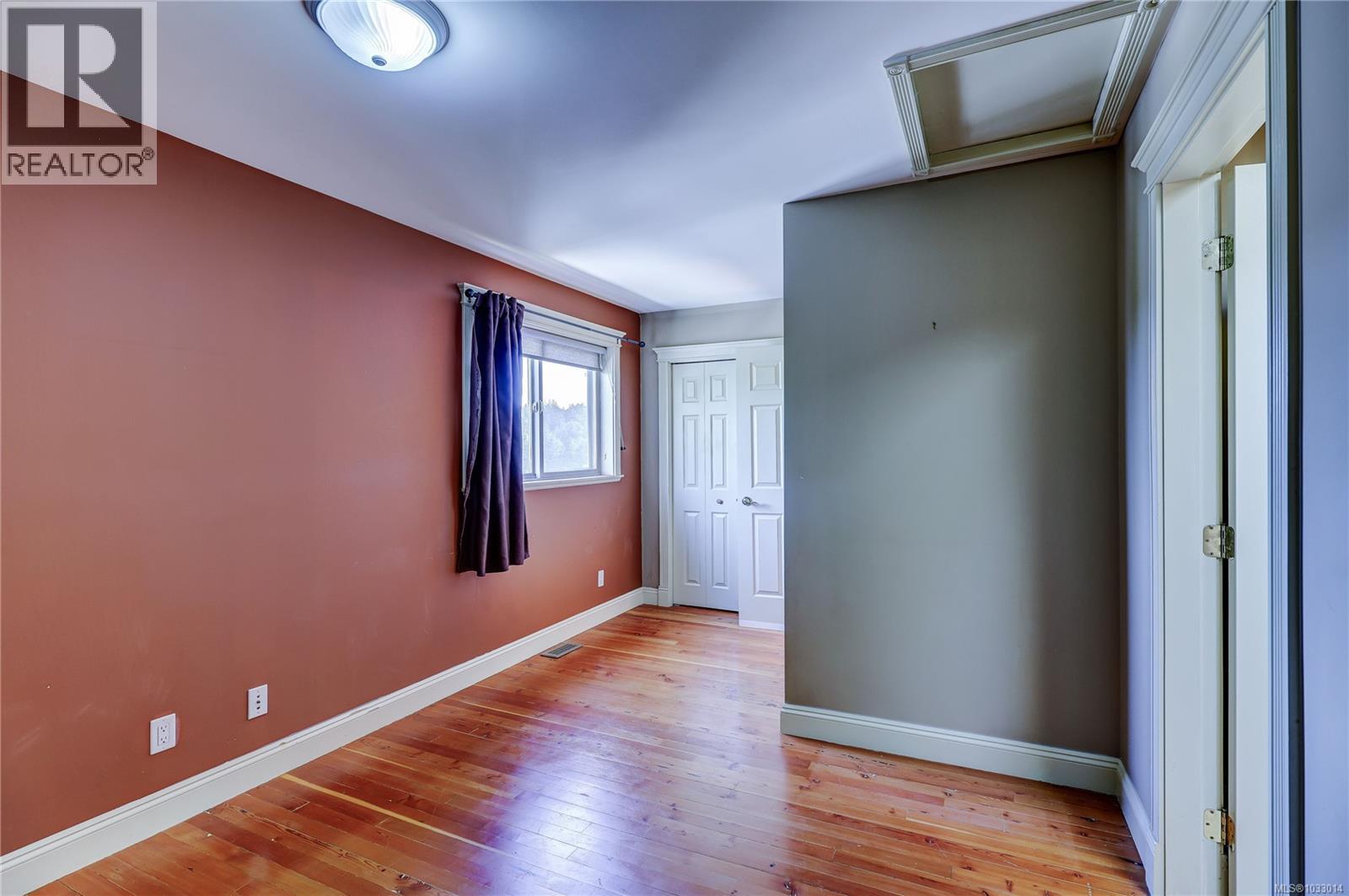 1361 Discovery Ave - 40