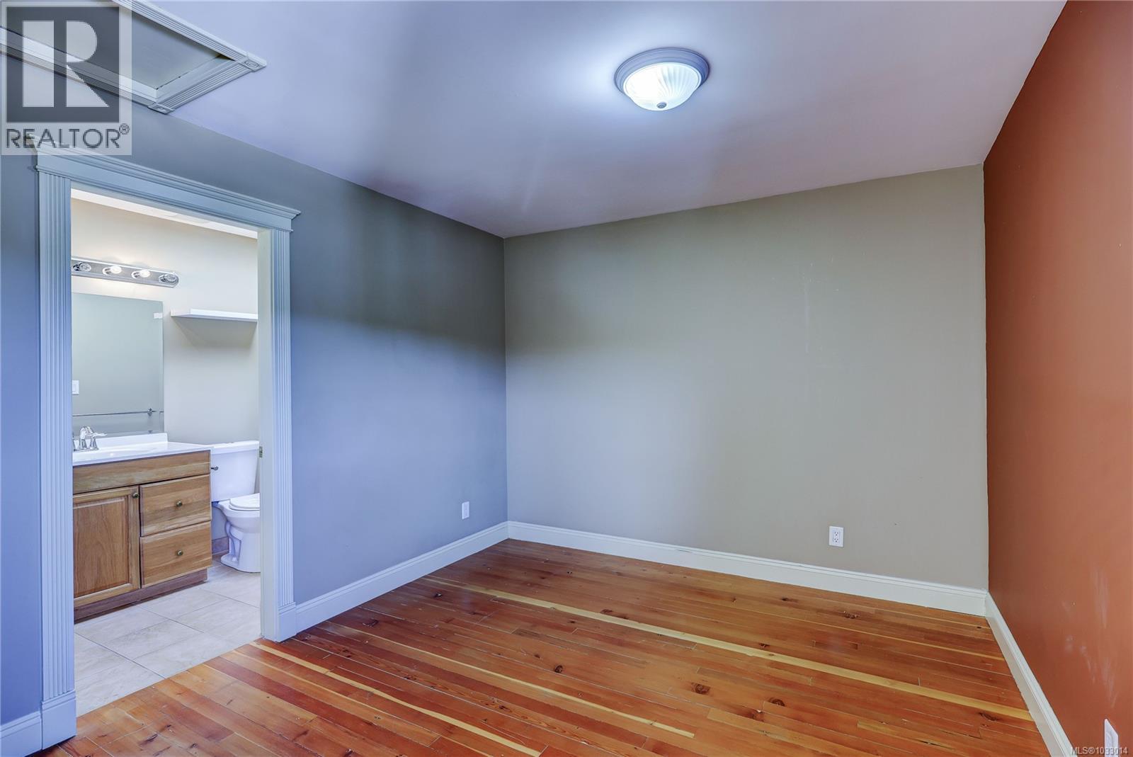 1361 Discovery Ave - 39