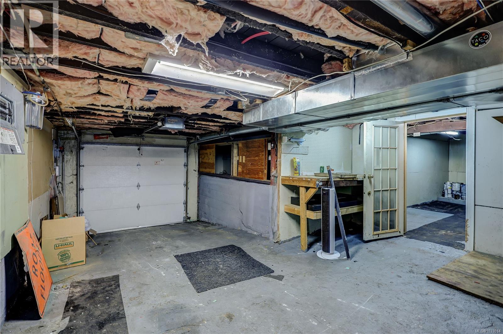 1361 Discovery Ave - 45