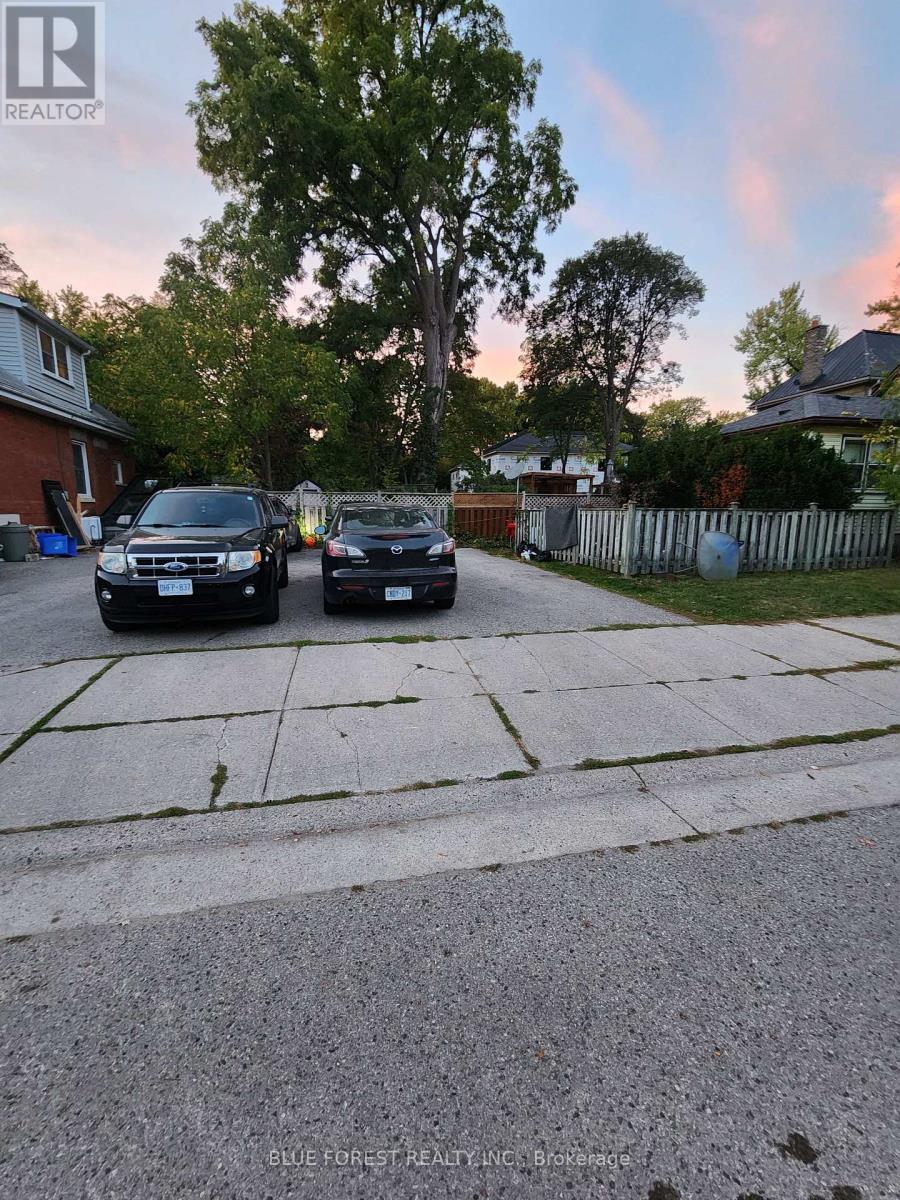 865 WILLIAM STREET — photo 13