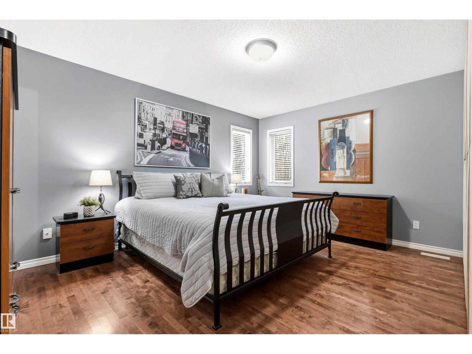 46 HILLCREST PL, St. Albert