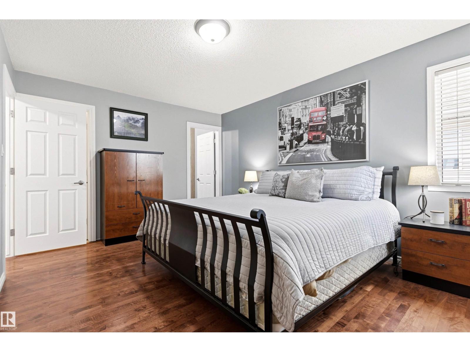 46 HILLCREST PL, St. Albert