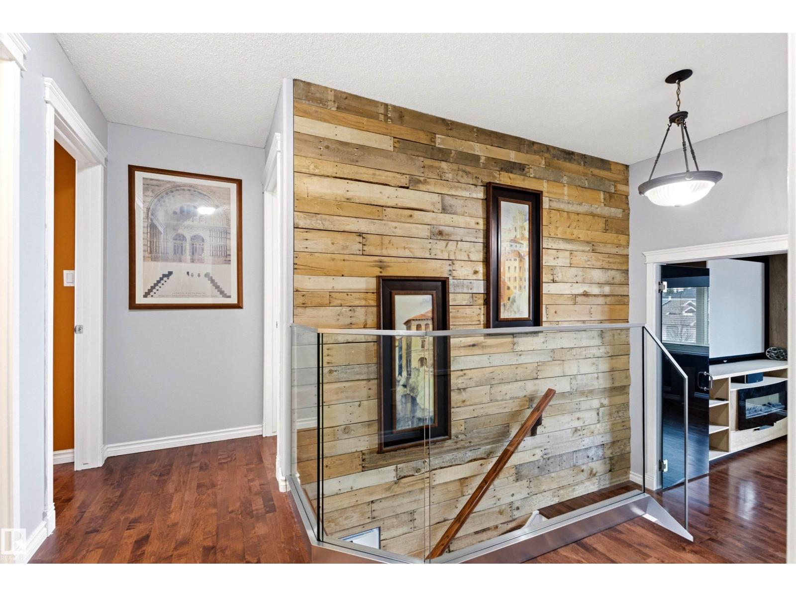 46 HILLCREST PL, St. Albert