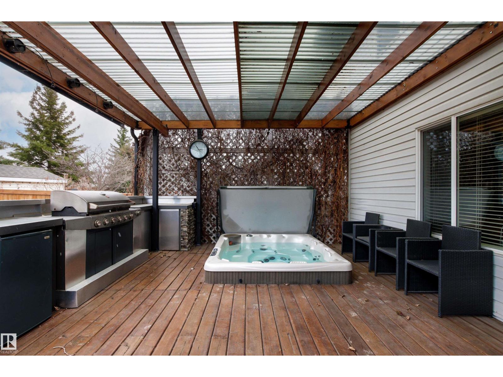 46 HILLCREST PL, St. Albert