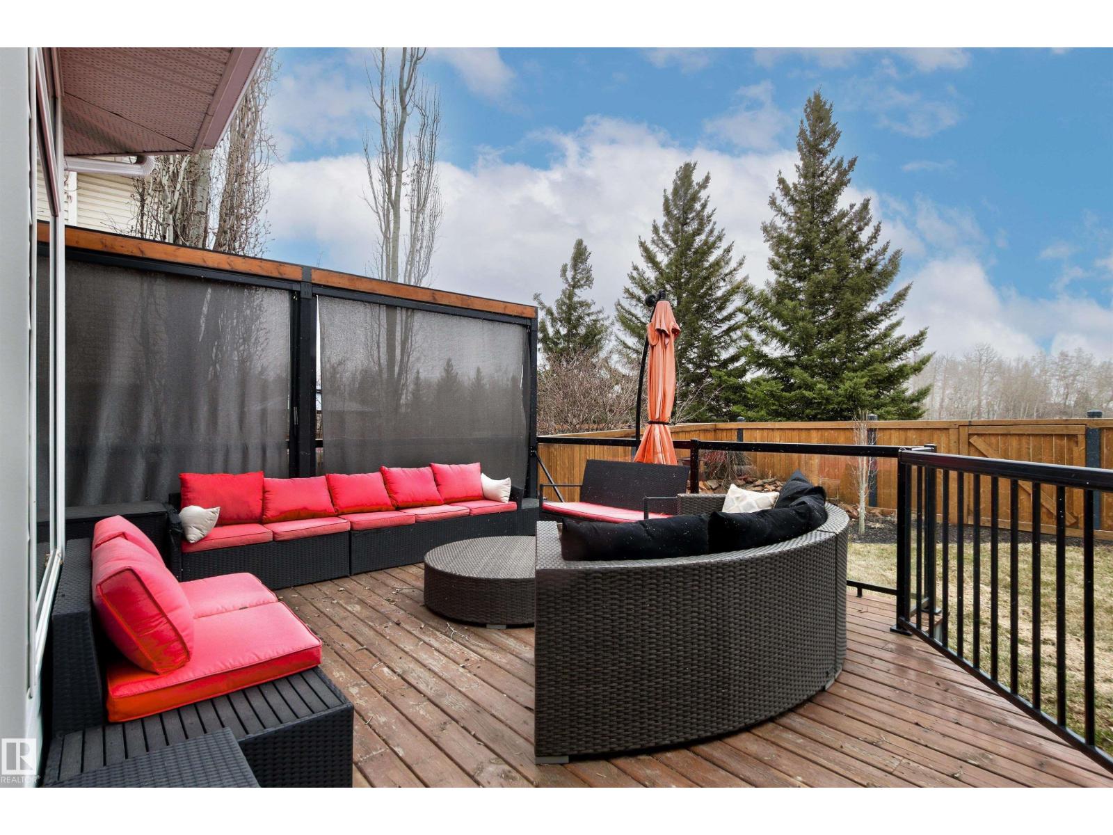 46 HILLCREST PL, St. Albert