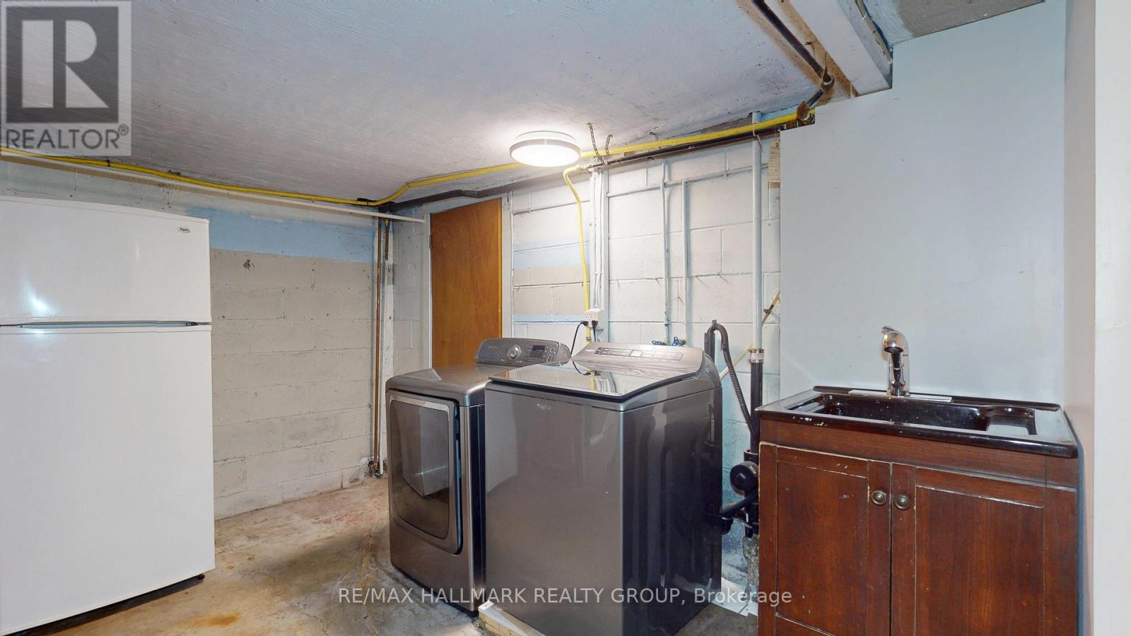 500 KING STREET W - 26