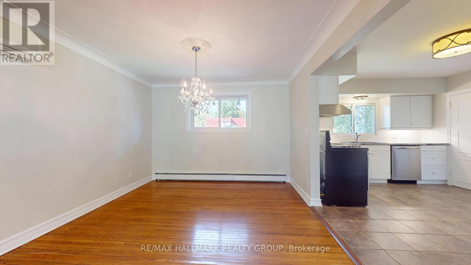 500 KING STREET W - 7
