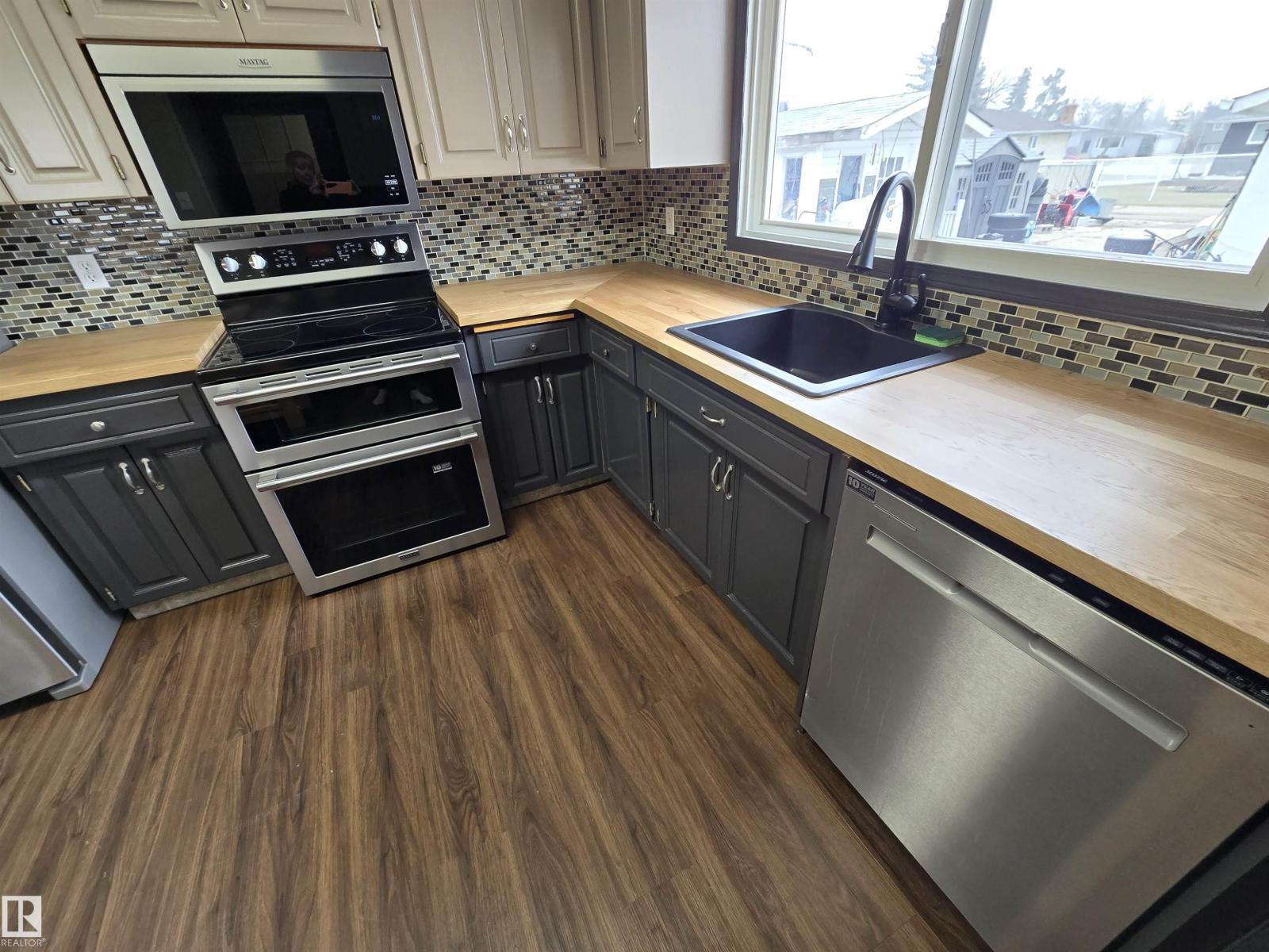 4101 SOUTH PARK DR, Leduc