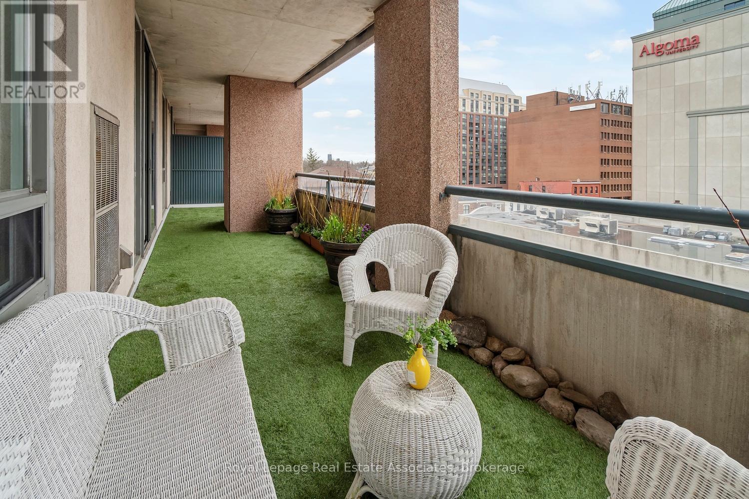 #503 1 BELVEDERE COURT - 25