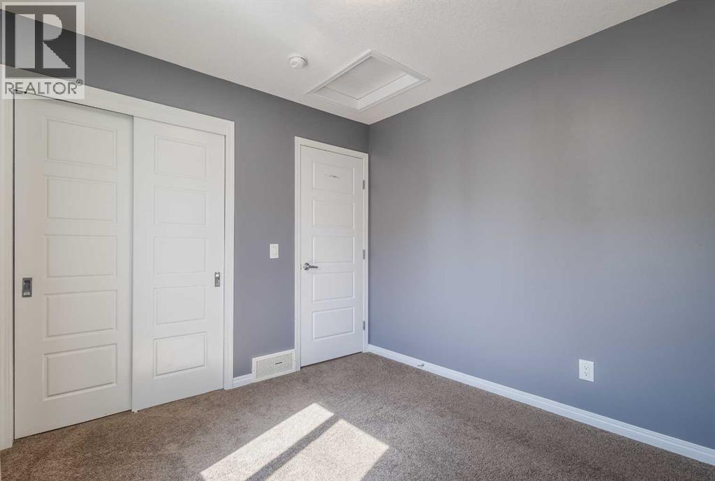 271 Windford Crescent SW — photo 18
