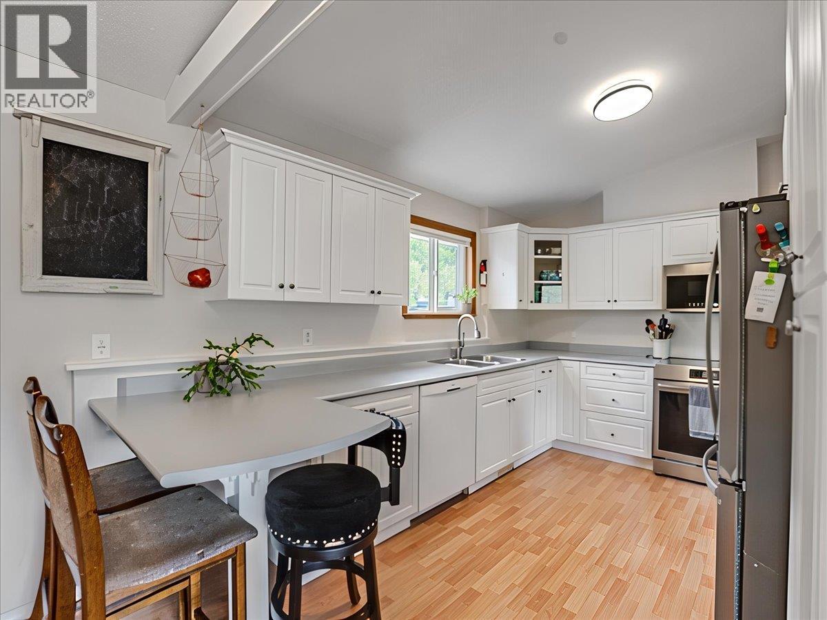 8392 Theatre Road - 5